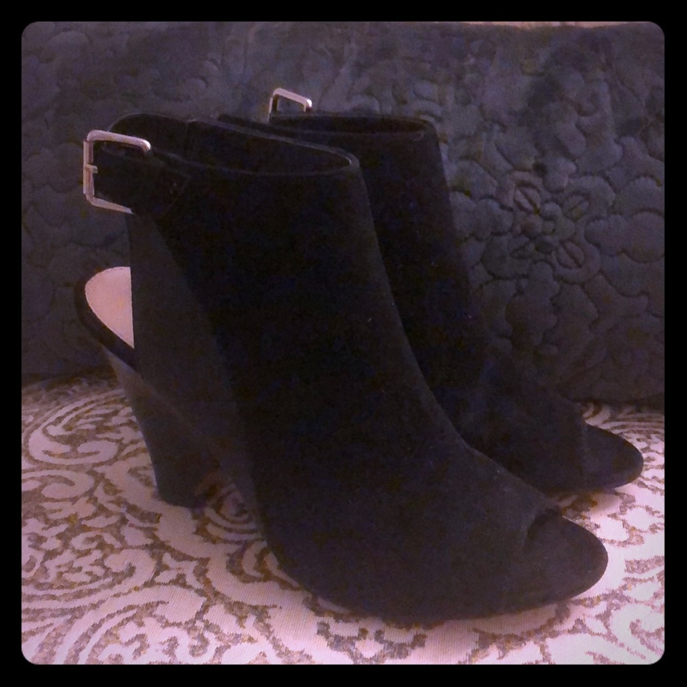 VS heels